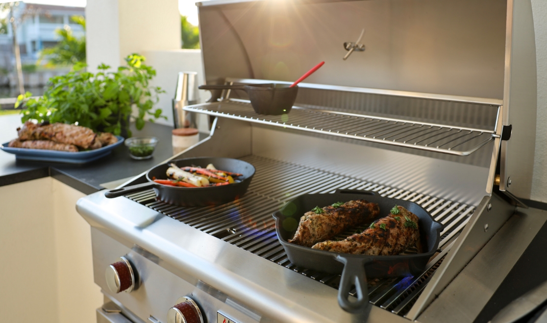 Summer Kitchens and Grills